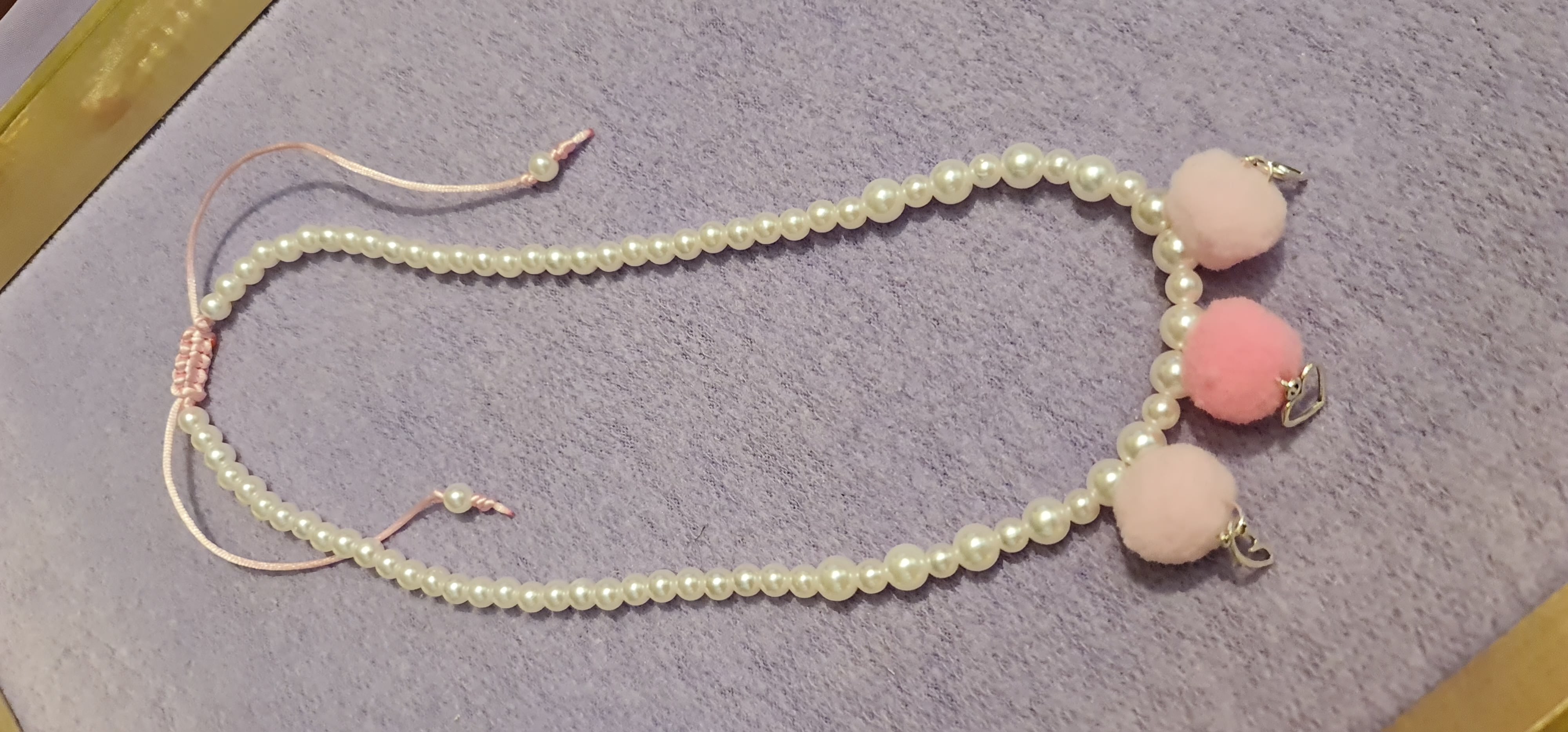 Necklaces Megimakes